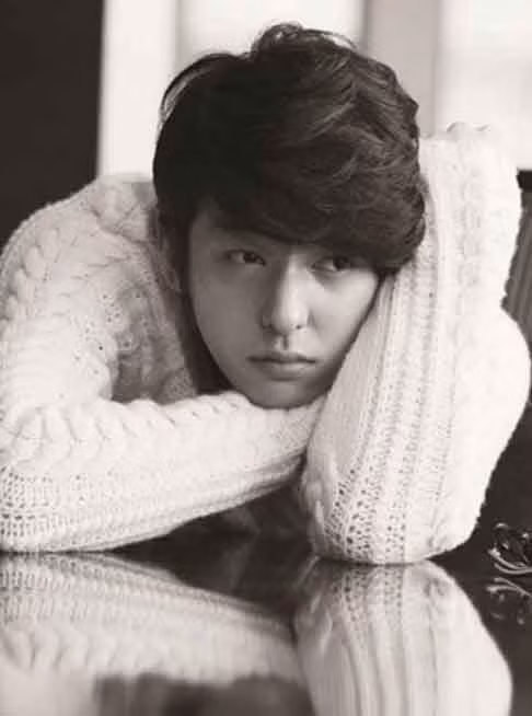 Mặt tròn: Người có tướng mặt tròn thường gây ấn tượng ở vẻ viên nhuận. Họ thường là người tốt tính. Xét ở khía cạnh nhân tướng học, người mặt tròn thường có nhân duyên và tài vận cực sáng sủa.