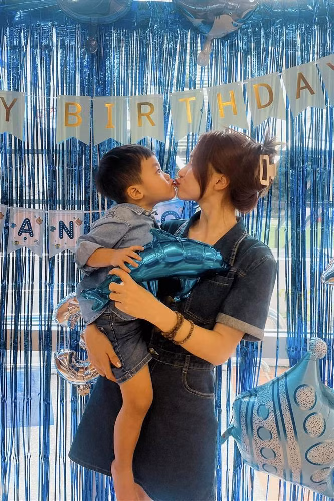 Phan ung Hoa Minzy khi duoc khuyen nhanh co ban trai-Hinh-5