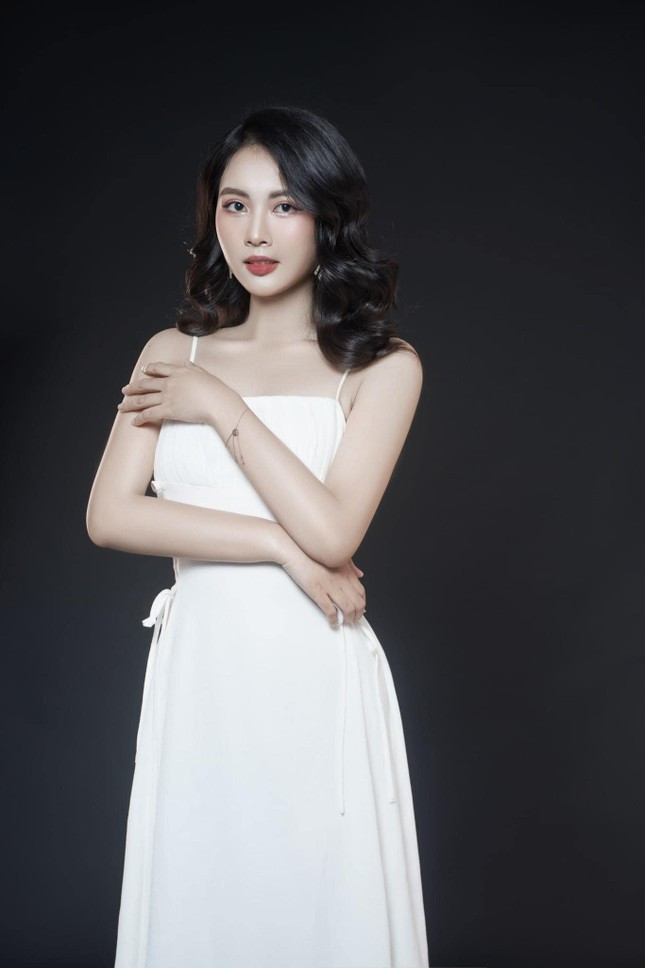 Thi sinh Hoa hau Viet Nam 2022 mong muon giup do tre em kho khan-Hinh-9