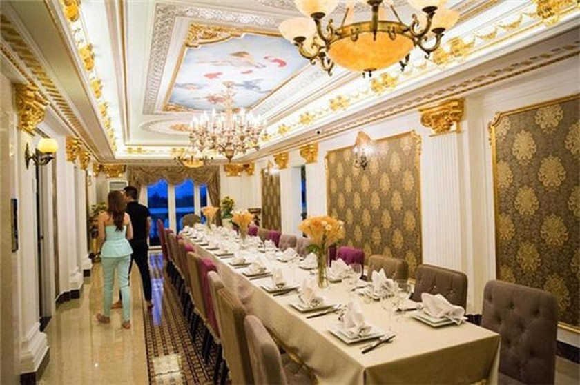 Biet thu dat vang cua Ly Nha Ky: Noi that duoc nhap tu nuoc ngoai-Hinh-10