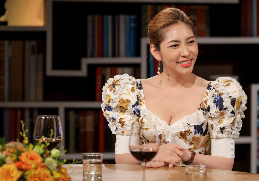 Hoa hậu Đặng Thu Thảo không cho phép mình gục ngã sau ly hôn - Hình 3 Hoa hau Dang Thu Thao khong cho phep minh guc nga sau ly hon-Hinh-3