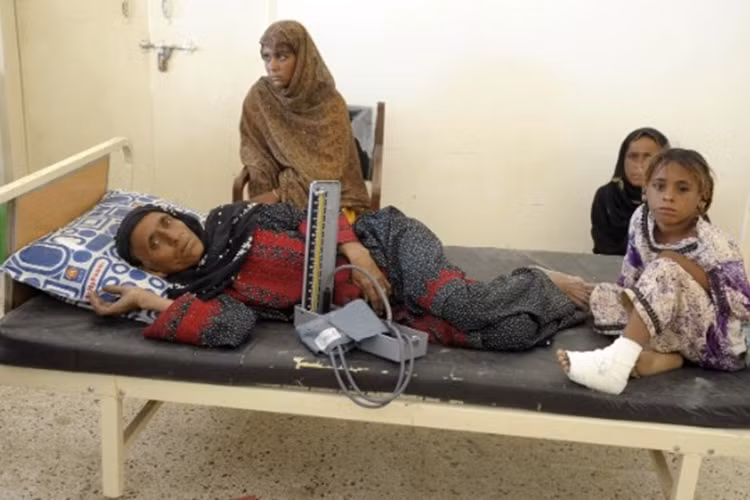 Động đất đã làm cho 765 người bị thương.