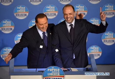 Cựu Thủ tướng Silvio Berlusconi và Tổng thư ký PDL Angelino Alfano giới thiệu danh sách các ứng cử viên tham gia tổng tuyển cử hồi tháng 1/2013.