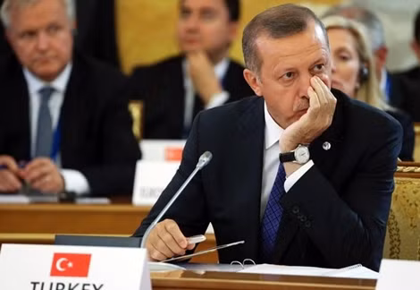 Thỏa thuận Nga-Mỹ ở Geneva buộc Thủ tướng Thổ Nhĩ Kỳ Erdogan phải xét lại chính sách hiện hành đối với Syria.