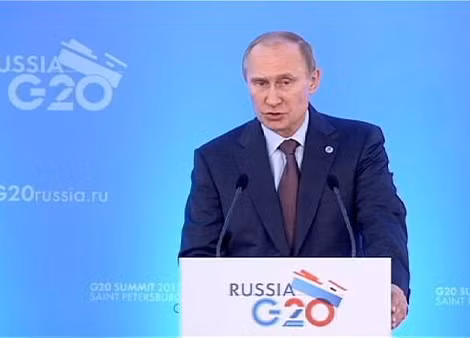 Tổng thống Nga Putin tại một cuộc họp báo về Hội nghị thượng đỉnh G20 ở St. Petersburg.