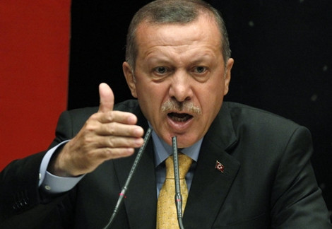 Thủ tướng Erdogan kêu gọi can thiệp quân sự vào Syria như NATO từng làm ở Kosovo năm 1999.