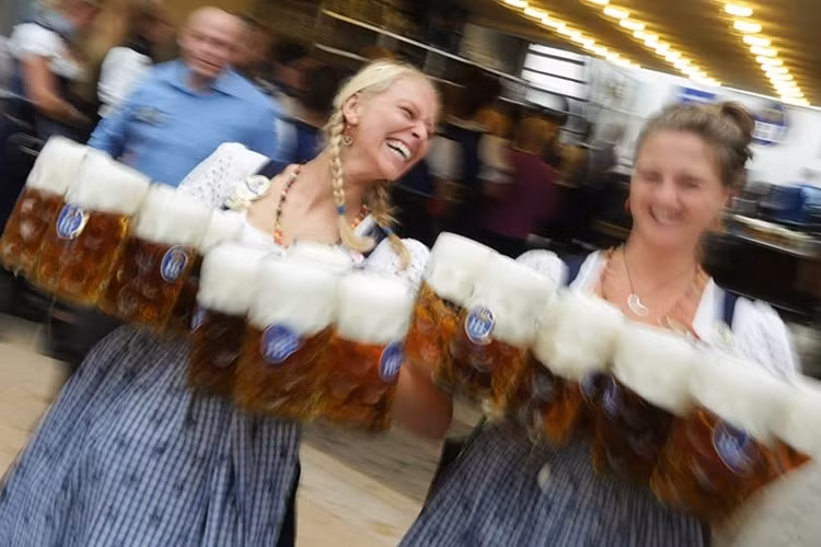 Năm ngoái đã có 6,9 triệu lít bia được tiêu thụ tại Oktoberfest.