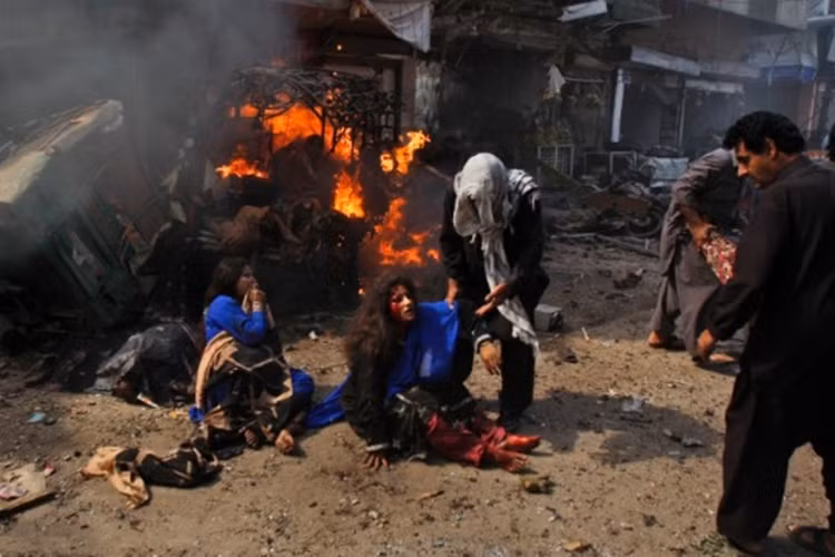 Một số nạn nhân của vụ đánh bom.