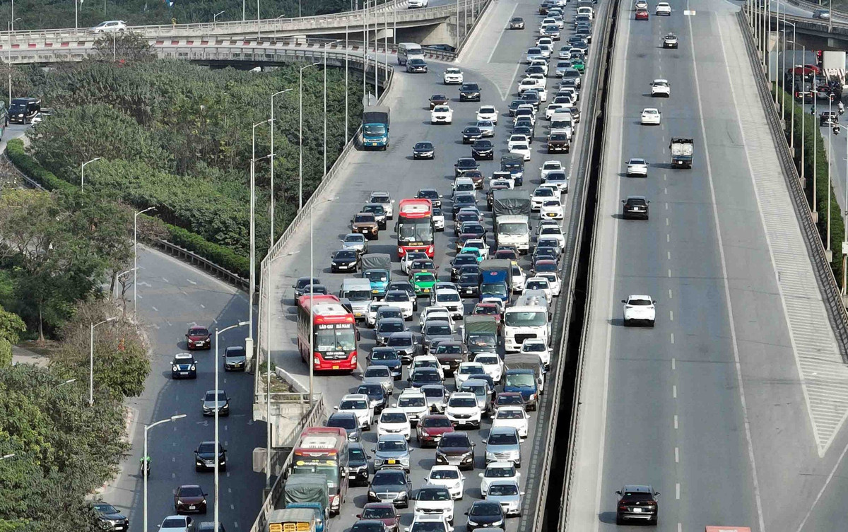 Đường Vành đai 3 trên cao.