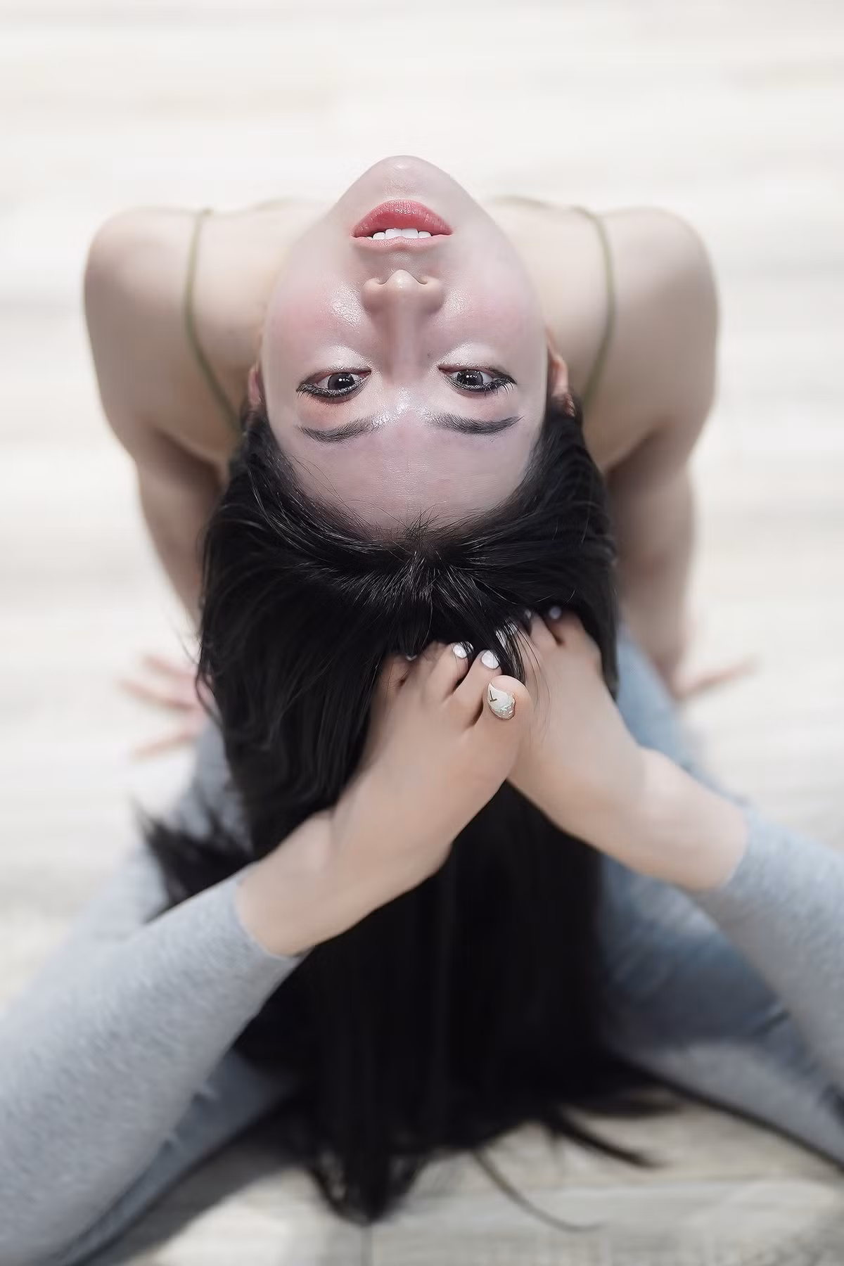 Trai long cua nu vu cong Viet khoe than-Hinh-15