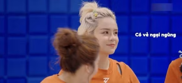 Hau chia tay, sao Viet ung xu the nao khi cham mat tinh cu?-Hinh-5