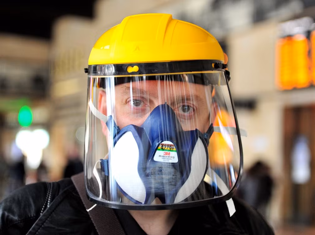 Tất cả các cuộc cách ly y tế kể trên có quy mô rất nhỏ nếu so sánh với tình hình dịch bệnh Covid-19 hiện tại, khi lệnh phong tỏa một phần hoặc toàn quốc đã được ban bố ở nhiều quốc gia. Có thể nói, Covid-19 đang ghi dấu vào lịch sử như một trong các đại dịch tác động lớn nhất đến loài người... Mời quý độc giả xem video: Việt Nam sản xuất bộ sinh phẩm xét nghiệm Covid-19.