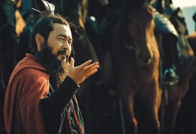 Một câu chuyện nổi tiếng khác là Hoa Đà chẩn đoán có một khối u trong não Tào Tháo và khuyên Tào Tháo mổ não để làm thủ thuật bỏ khối u. Nhưng vốn rất đa nghi, Tào Tháo lại nghĩ rằng Hoa Đà muốn giết mình.