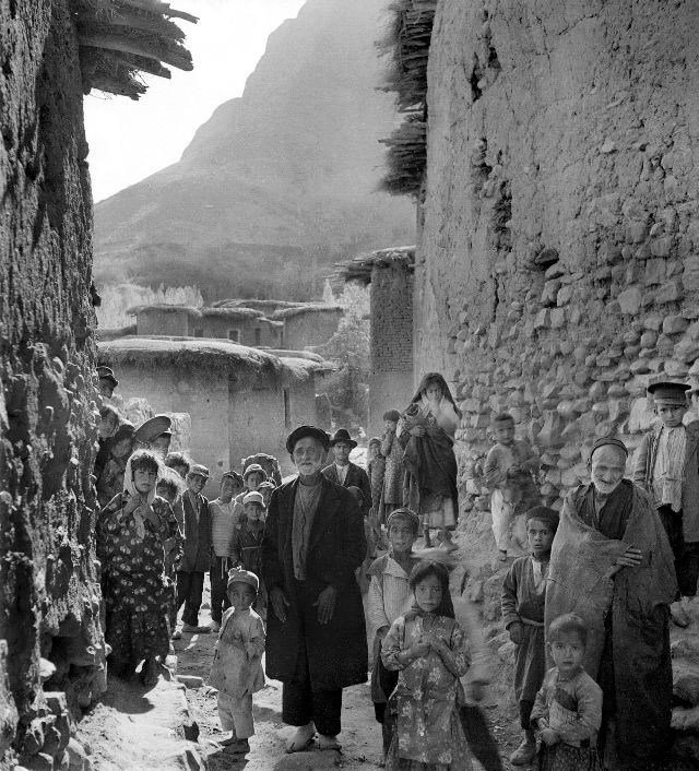 Một ngôi làng kiểu truyền thống ở Iran.