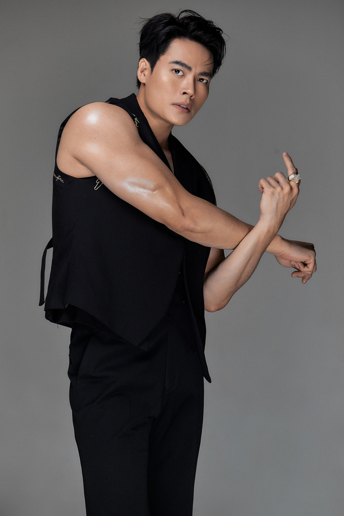 Diễn viên Võ Tấn Phát: Quá khứ không “drama” như tin đồn - Hình 2 Dien vien Vo Tan Phat: Qua khu khong “drama” nhu tin don-Hinh-2