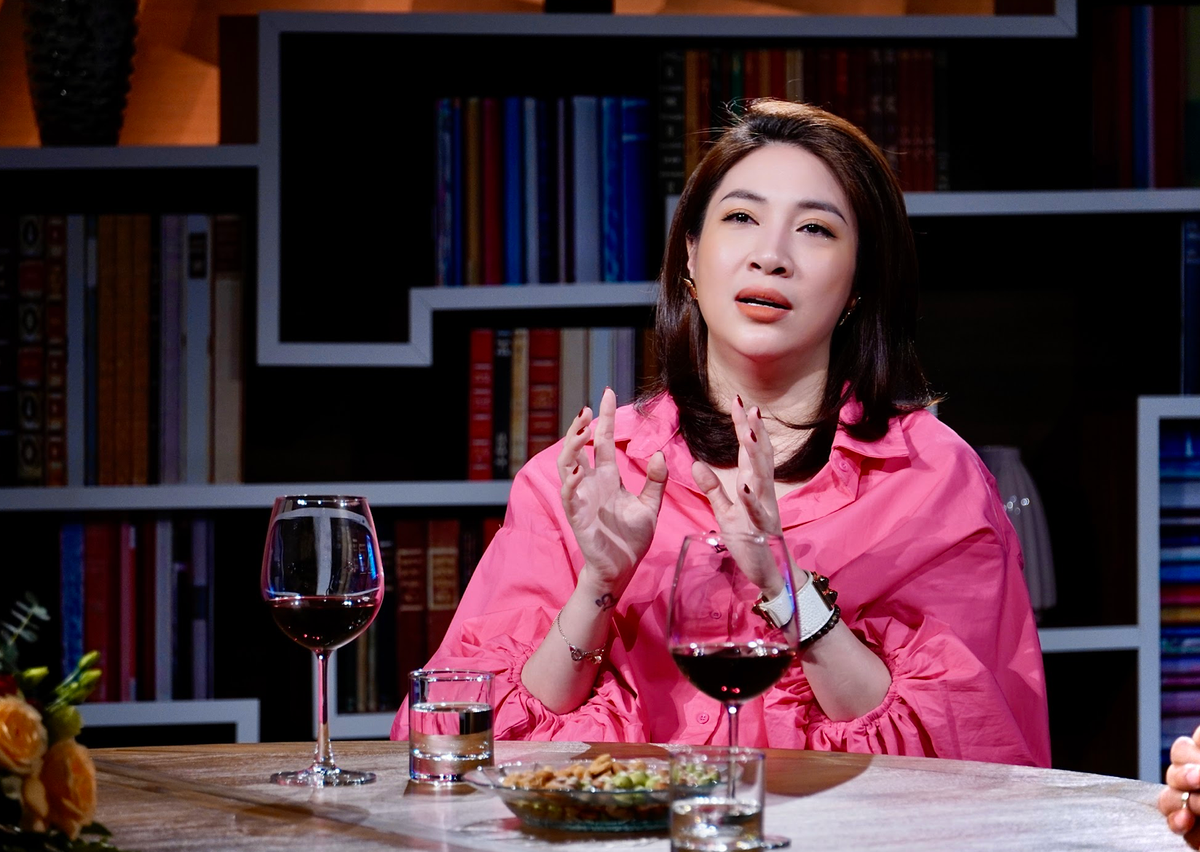 Pha Lê chia sẻ từng bị hỏng thai 13 lần khi cố gắng có con - Hình 2 Pha Le chia se tung bi hong thai 13 lan khi co gang co con-Hinh-2