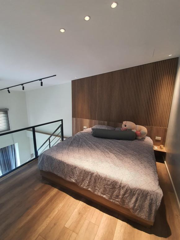 Cai tao san thuong thanh phong co gac lung chi voi chi phi re-Hinh-8