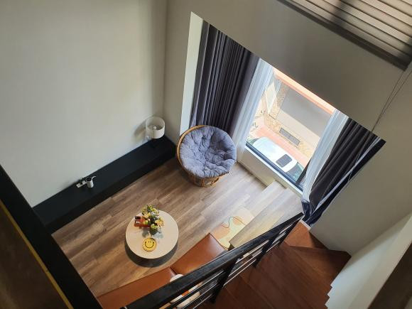 Cai tao san thuong thanh phong co gac lung chi voi chi phi re-Hinh-2