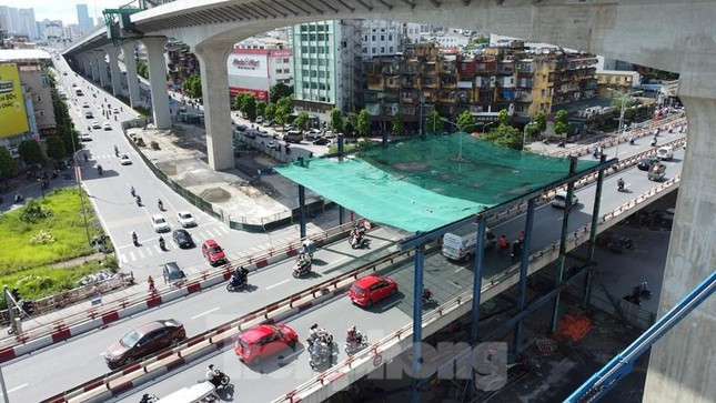 Sau khi dự án thi công xong, ngoài giảm ùn tắc trên tuyến đường Trường Chinh, Xuân La, Minh Khai, dự án còn giúp thành phố Hà Nội hoàn thiện đường Vành đai 2 đã thi công hàng chục năm nay.