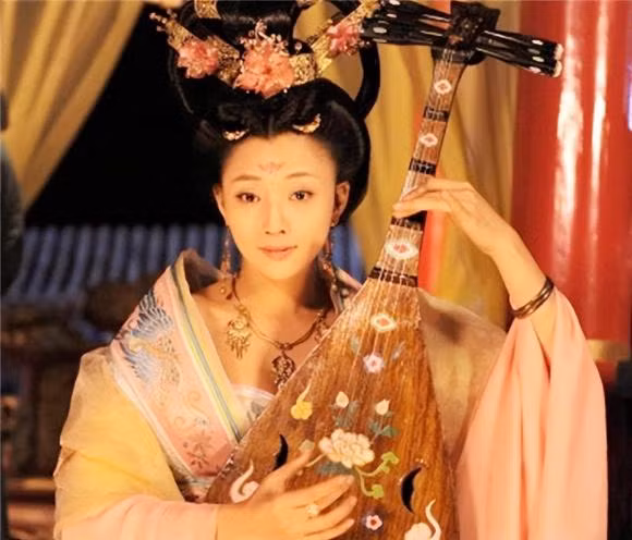 Vi sao Duong Ngoc Hoan duoc Hoang de Huyen Tong sung ai suot 11 nam?-Hinh-5