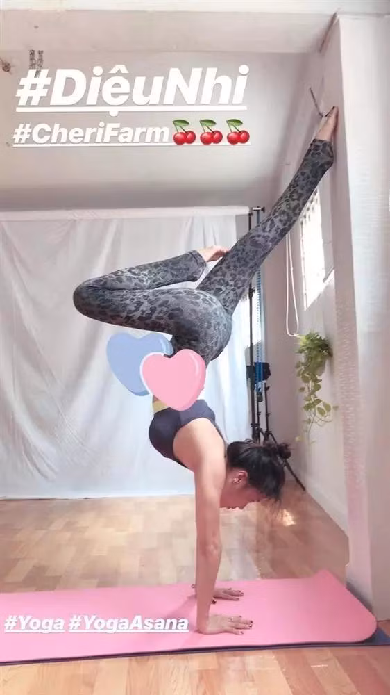 Bên cạnh tập pilates hay yoga, Diệu Nhi còn đến phòng gym, áp dụng lịch trình các bài tập được thiết kế bởi huấn luyện viên riêng. Một số bài tập Diệu Nhi ưa chuộng là tập squat với tạ tay, bước chùng chân (lunge), gập bụng, xoay eo giúp thúc đẩy sự phát triển của nhóm cơ vùng thân dưới như mông, hông, đùi, bụng…