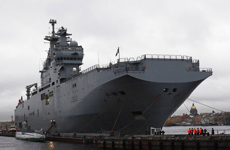 Tàu chở trực thăng lớp Mistral.