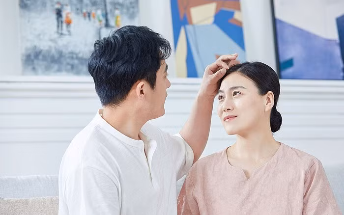 Vo chong ton trong nhau de khong gian doi qua lau