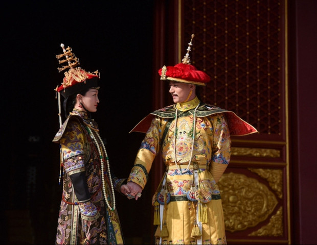 Mon an dac biet nao cua hoang hau trong dem dai hon cua hoang de?-Hinh-3