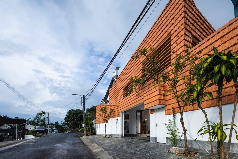 Doc dao nha ngoi vua hoai niem, vua co kha nang ‘noi chuyen’ voi thoi tiet-Hinh-16