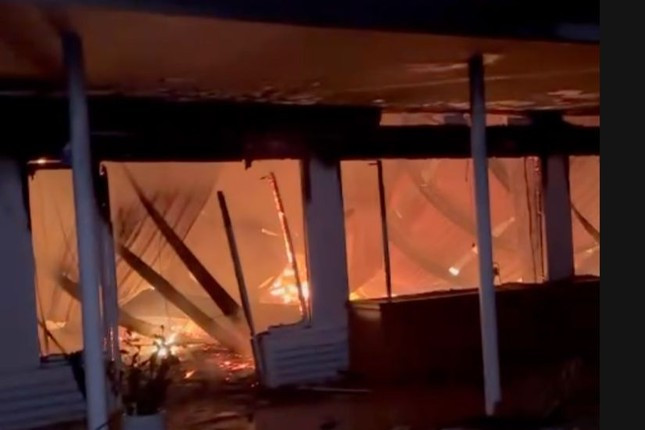 Kien Giang: Hoi truong Thanh uy Ha Tien bi chay rui luc rang sang