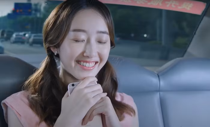 Di gap ban trai quen qua mang, ta hoa phat hien chinh la sep tong-Hinh-2