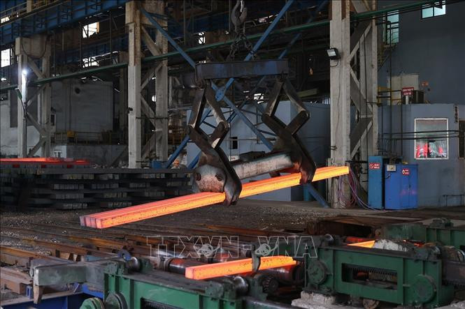 Phân xưởng luyện thép của Nhà máy gang thép Cao Bằng. Ảnh: Dương Giang/TTXVN