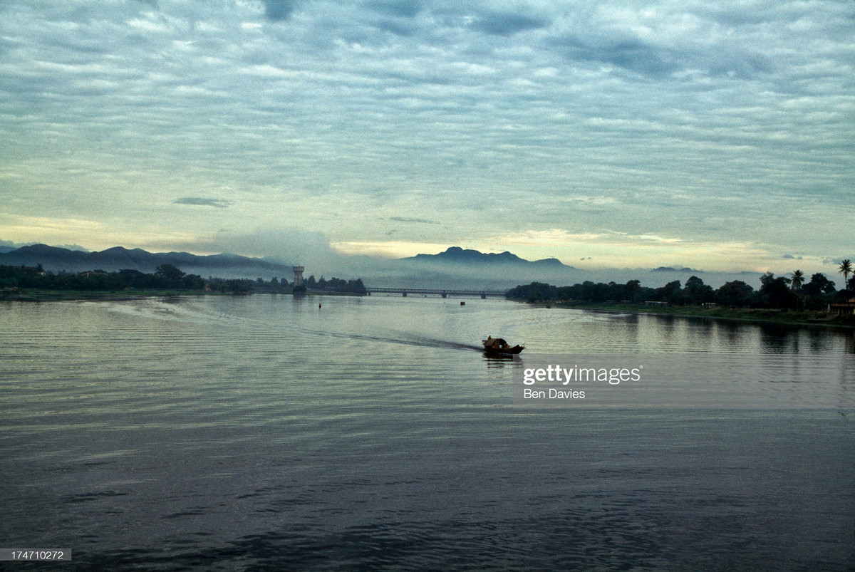 Nét thơ mộng của dòng sông Hương ở Cố đô Huế.