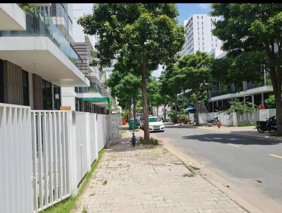 Vo chong rapper Tien Dat ban nha pho cao cap-Hinh-3