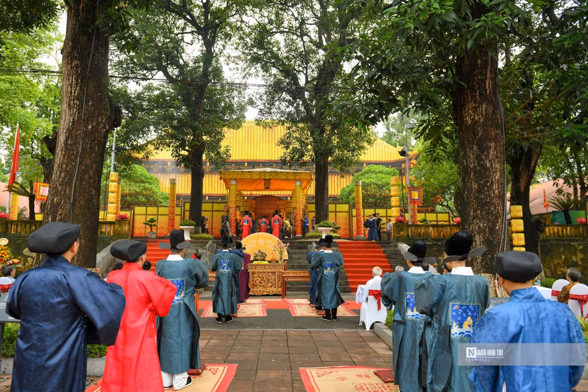 Tai hien nghi le Tet Doan Ngo cung dinh tai Hoang Thanh Thang Long-Hinh-2