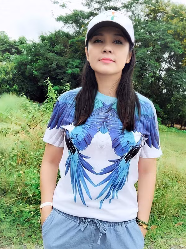 Nguoi dep Tay Do Viet Trinh gay ngo ngang truoc nhan sac tuoi 50