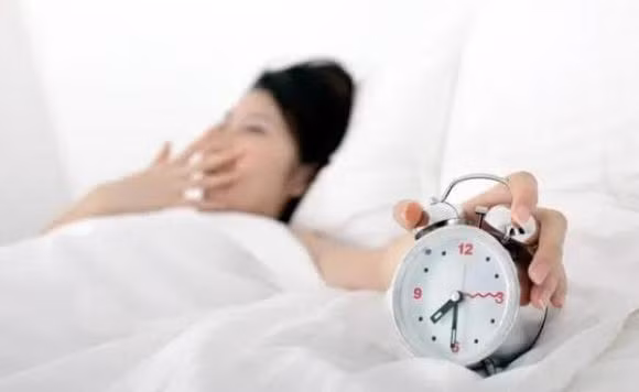 Vi sao day som dang so hon thuc khuya?-Hinh-5