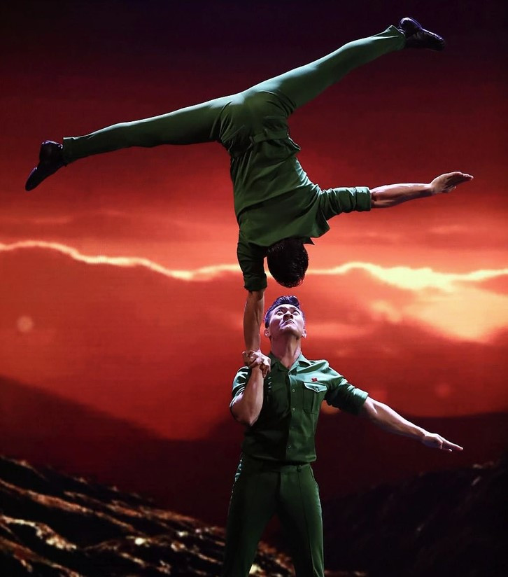 Thất bại trong nước, sao Việt “lội ngược dòng” tại đấu trường quốc tế - Hình 3 That bai trong nuoc, sao Viet “loi nguoc dong” tai dau truong quoc te-Hinh-3