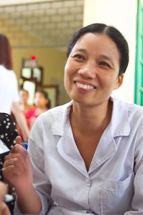 Chị Phan Thị Oanh - người vừa được đình chỉ điều tra trong vụ án này