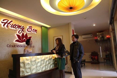 Vật lý trị liệu Hương Sen là cơ sở xoa bóp, bấm huyệt hàng đầu trong cả nước