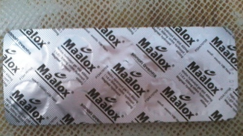 Thuốc chống acid chứa magnesi: Được dùng để giảm đầy bụng do tăng axit, ợ nóng, khó tiêu và ợ chua (trào ngược dạ dày - thực quản) và còn dùng bổ trợ cho các biện pháp khác để giảm đau do loét dạ dày - tá tràng và để thúc đẩy liền loét. Ngoài ra, có thể dùng maalox, simelox, phosphalugel, gasvicon, pepsan…