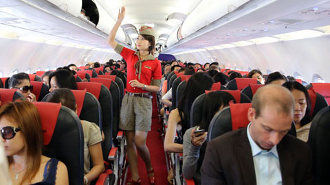 Đi công tác nước ngoài gây lãng phí.