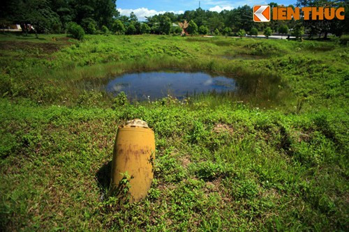 Có đến Nga ba Đồng Lộc để tận mắt chứng kiến những tàn tích chiến tranh đáng sợ mới cảm nhận được phần nào những đau thương, mất mát của một thời đạn bom, khói lửa...