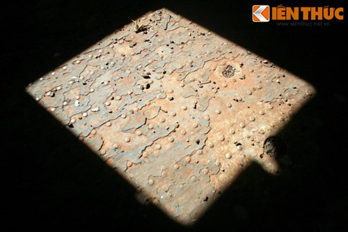 Các cơ quan y tế ở Việt Nam ước tính khoảng 400.000 người đã bị giết hoặc tàn tật, khoảng 500.000 trẻ em sinh ra bị dị dạng, dị tật bởi tác động của chất độc hóa học này.