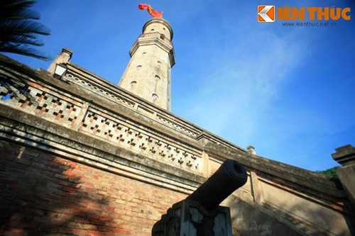 Trải qua 200 năm tồn tại, cột cờ Thành Nam gắn liền với nhiều cột mốc lịch sử quan trọng của Nam Định.