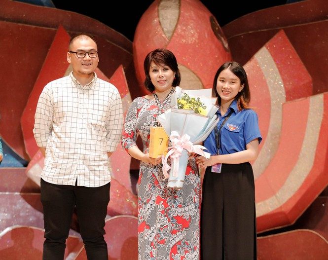 Hàng nghìn người trẻ thích thú thông điệp “dám thể hiện, là chính mình” - Hình 5 Hang nghin nguoi tre thich thu thong diep “dam the hien, la chinh minh”-Hinh-5