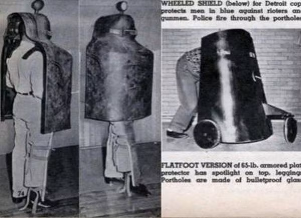 Thiết bị chắn đạn có bánh giúp người sử dụng linh hoạt hơn khi trên mặt trận. Ảnh: War History Online