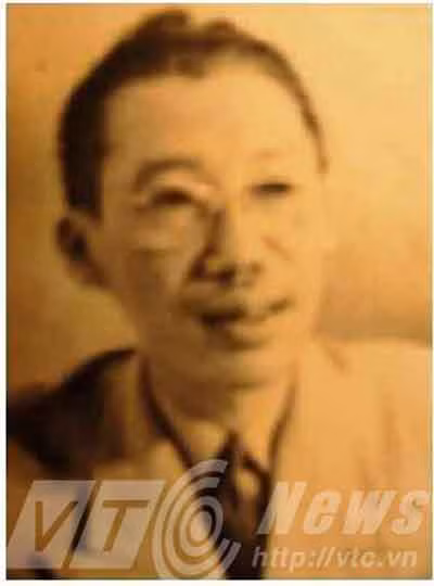 Nhà văn Đái Đức Tuấn.