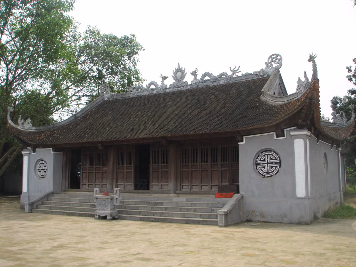 Một góc đền Lăng Sương.