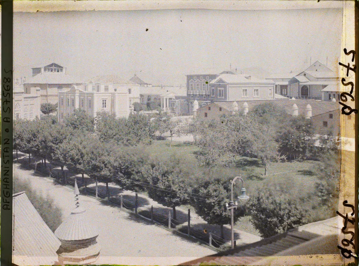 Các công trình bên trong thành Arg - khu cung điện hoàng gia ở thành phố Kabul.